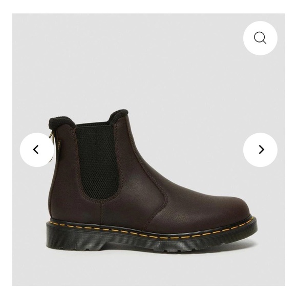 Dr. Martens Shoes - Dr Martin Classic Brown Chelsea Boots size 7 women’s ( 6 men’s)